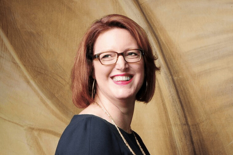 Jennifer Barlament
